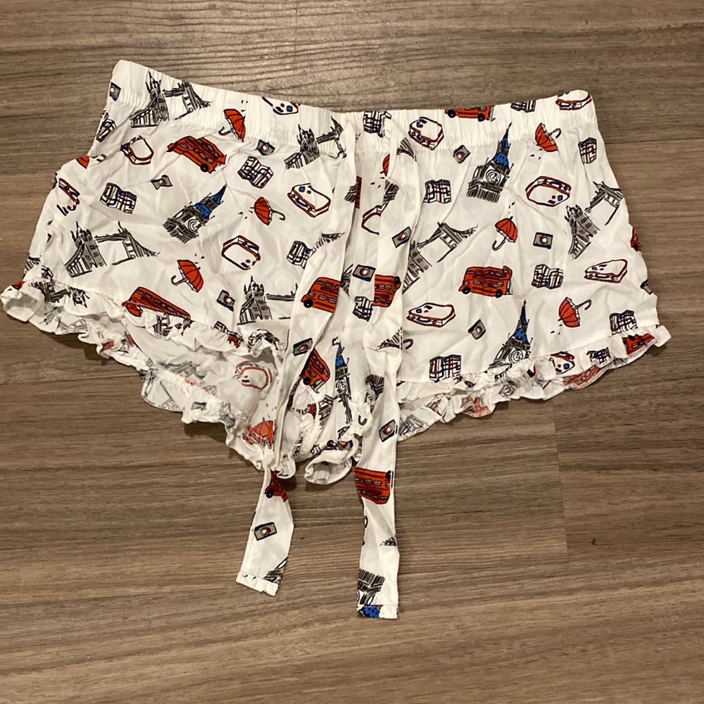 Forever 21 White Lounge Shorts with Red & Blue London Print